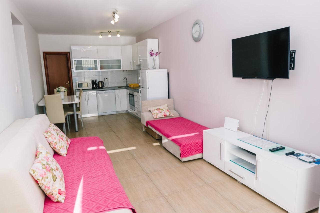 Apartmani Mila Brela Exterior photo