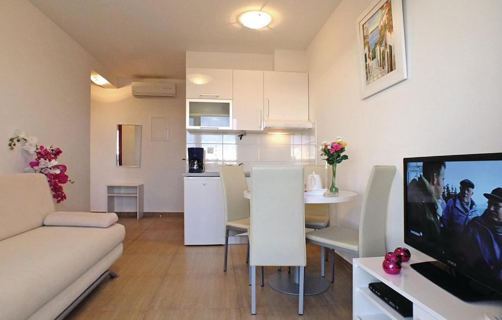 Apartmani Mila Brela Exterior photo